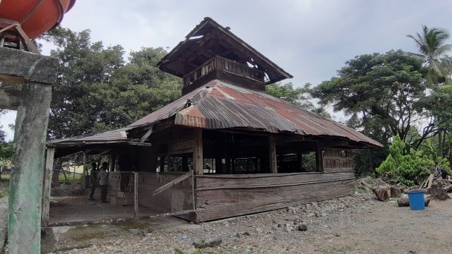 mesjid-tuha-1789461106458297993